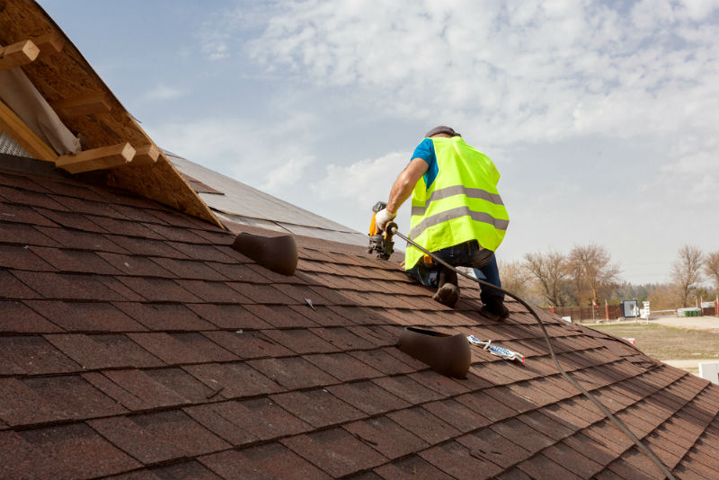 Finding the Best Roofing Services